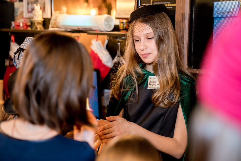 Как необычно отметить 8 марта в школе вместе с Квесторией в Krasnoyarsk