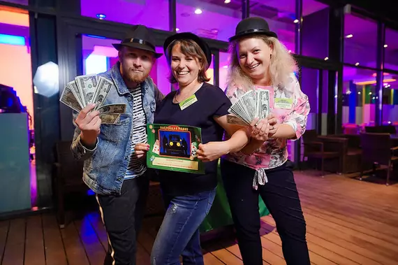 Как отметить 8 Марта в Красноярске: лучшие идеи для работы и праздника